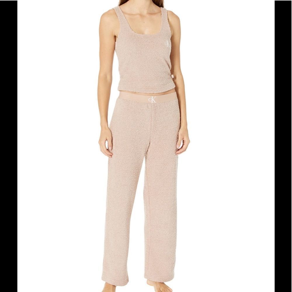 NWT Calvin Klein Plush Lounge Sleepwear Set